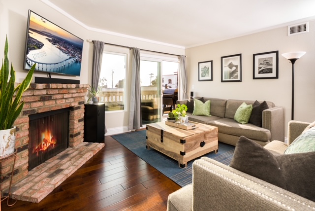 2319 Curlew Street #7